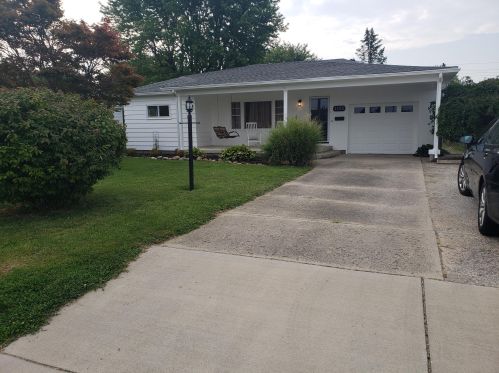 1105 Leesburg Ave, Washington Ch OH  43160-1257 exterior