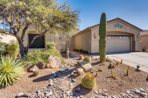 40 Cedar Crest Dr, Green Valley, AZ 85614-5961