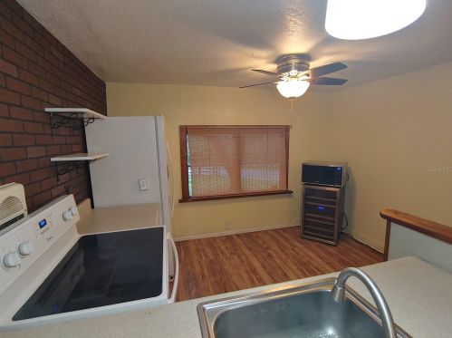 16225 59th St, Ocklawaha FL  32179-2932 exterior