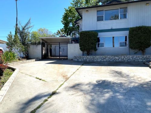 2024 Benedict Ave, Riverside CA  92506-3514 exterior