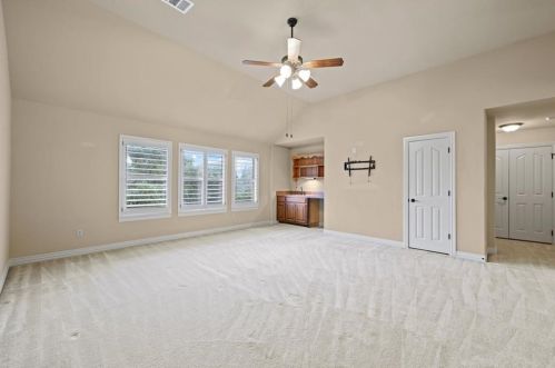 1531 Shinnecock Hl Dr, Georgetown TX 78628-0911 exterior