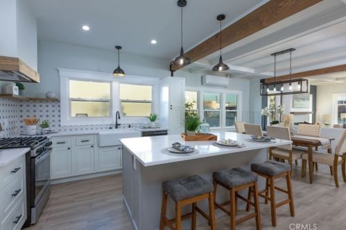 401 Pacific Coast Hwy, Long Beach CA  90806-6218 exterior