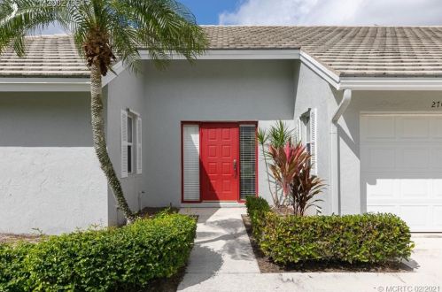 2702 Westlake Cir, Palm City, FL 34990-4606