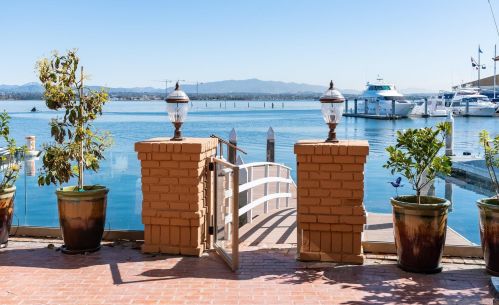 5 Sandpiper Strand, San Diego, CA 92118-3211