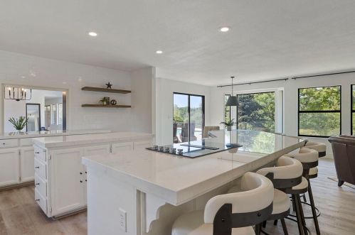 11331 Scarlet Oak Dr, Valley Home CA  95361-9542 exterior