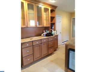 327 Echo Valley Ln, Newtown Square PA  19073-1619 exterior