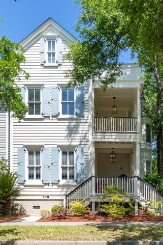 109 Shelmore Blvd, Mount Pleasant SC  29464-6614 exterior