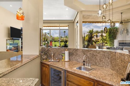 80481 Spanish Bay, La Quinta CA  92253-5698 exterior