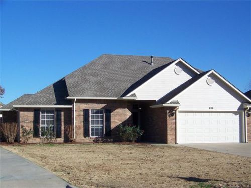 606 Gawf Ln, Muskogee OK  74403-7707 exterior