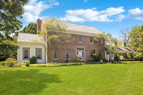 10515 Haddonstone Pl, Thiensville, WI 53092-5953