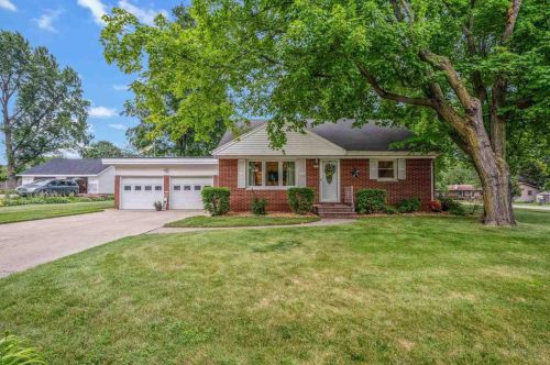 2319 Idlewild Ct, Green Bay, WI 54303-6517