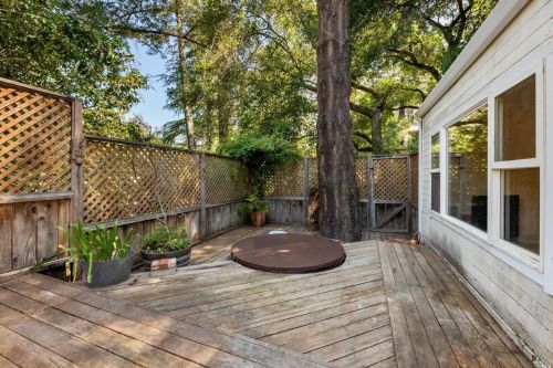 5372 Montecito Ave, Santa Rosa CA 95404-1954 exterior