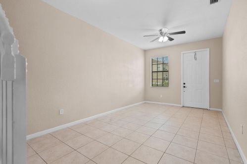 1709 Umbria St, Fort Pierce FL  34953-4667 exterior