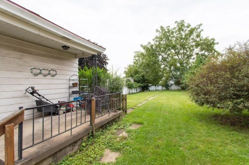 150 Lincoln Ave, Whitaker PA  15120-2330 exterior