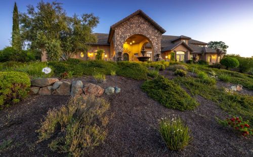 2940 Capetanios Dr, Folsom CA  95762-4601 exterior