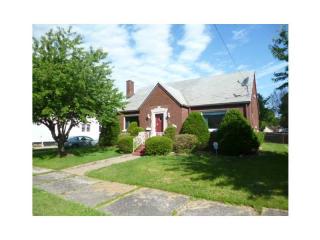 320 31 St St, Erie PA  16504-1025 exterior