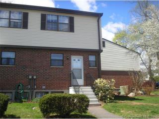 331 Hampton Ct, Hartford, CT 06111-1148