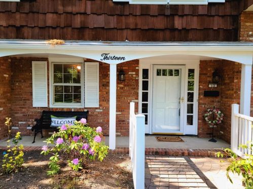 13 Bunker Hill Run, East Brunswick, NJ 08816-3315