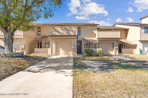 1744 Figtree Dr, Titusville, FL 32780-3322