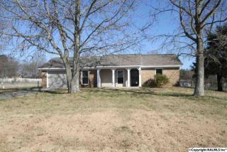 115 Woodlawn Dr, Madison, AL 35758-9772