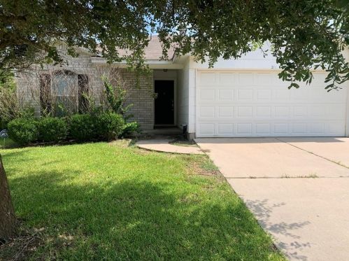 211 Precipice Way, Georgetown TX  78626-8162 exterior