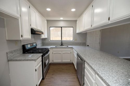 1530 Springville Way, Turlock CA  95380-2591 exterior