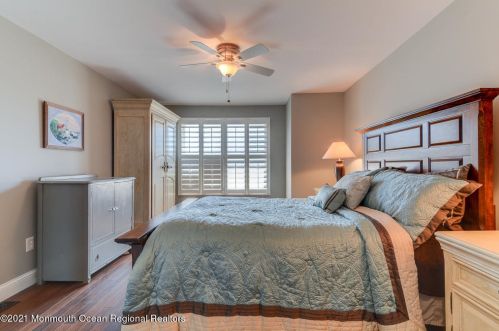 59 Harborhead Dr, Point Pleasant Beach NJ  08742-2681 exterior