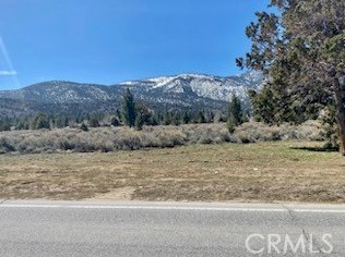 2135 State Ln, Big Bear City CA  92314-9698 exterior