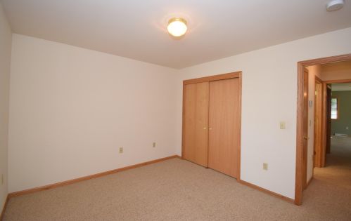 630 Annecy Park Cir, Waterford WI  53185-4262 exterior