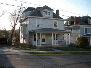 116 Walnut St, Morgantown, WV 26505-5422