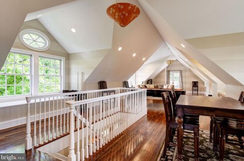 2235 49 St, Washington DC 20007-1057 exterior