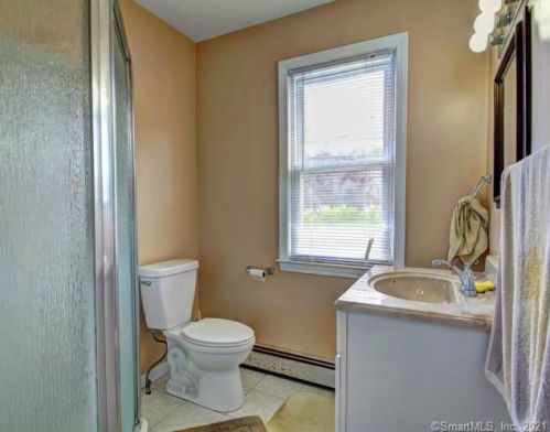 398 Milford Point Rd, Milford CT  06460-5337 exterior