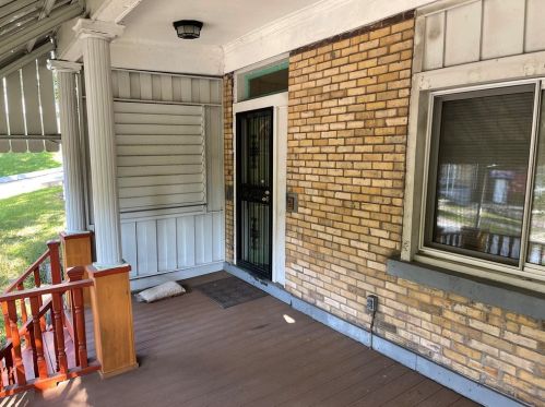 1304 Center St, Pittsburgh, PA 15221-1902