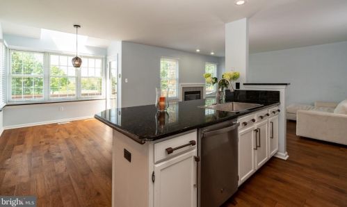 118 Shoal Creek Dr, Blue Bell PA  19422-3250 exterior