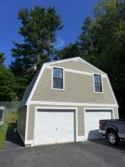 421 Riverdale Ave, Manchester NH  03103-7327 exterior
