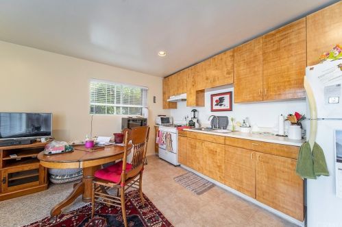 826 Obispo Ave, Long Beach CA  90804-5036 exterior