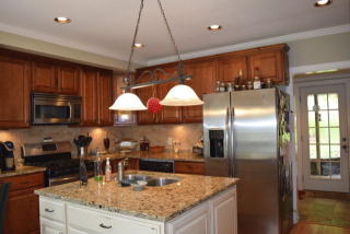 15 Starlin Mountain Rd, Bakersville NC  28705-8707 exterior