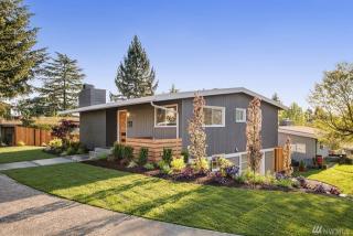 7011 47th Ave, Seattle, WA 98115-6117