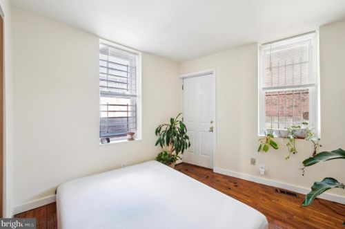 1419 4th St, Philadelphia PA  19147-5935 exterior