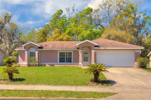 264 Orange Ave, Deland, FL 32720-5354