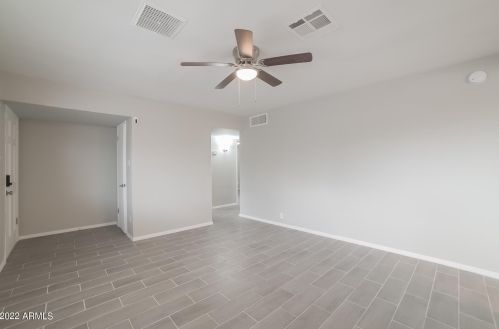 8616 30th Dr, Phoenix AZ  85051-3921 exterior