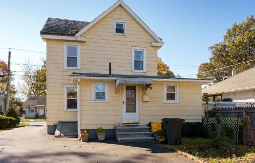 162 Prigmore St, East Brunswick NJ  08816-3176 exterior