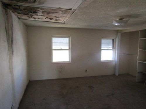 236 18th Ave, Whitaker PA  15120-1816 exterior