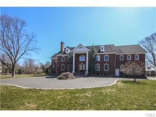 8 Clayton St, Westport, CT 06880-6259