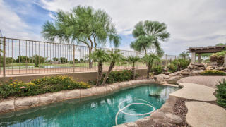 4260 Carob Dr, Gilbert, AZ 85298-8667