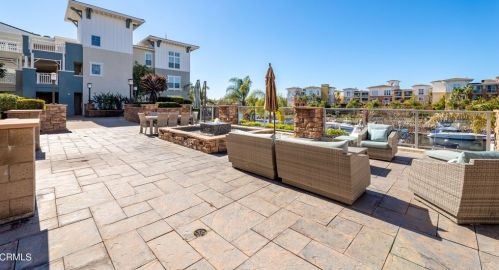 1583 Windshore Way, Oxnard CA  93035-1406 exterior