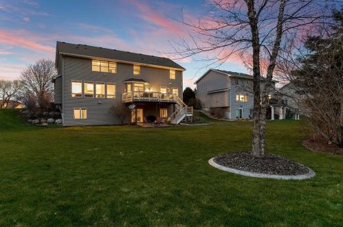 17645 48th Ave, Minneapolis, MN 55446-2012