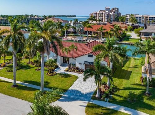 1270 Stone Ct, Marco Island, FL 34145-5828
