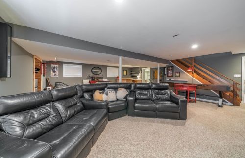 9221 Tranquility Dr, Florence KY  41042-9694 exterior