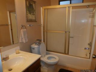 453 Lk Havasu Ave, Lake Havasu City AZ  86403-1916 exterior